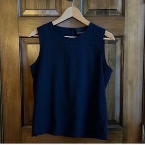 Cynthia Rowley Navy Blue Top, button down back. Size Small!